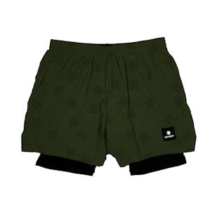 Main image showing a product in the gallery