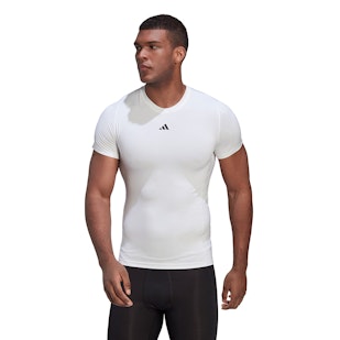 Main image showing a product in the gallery