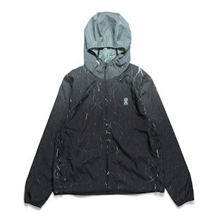 Main image showing a product in the gallery