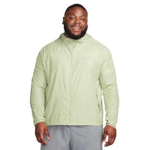 Main image showing a product in the gallery