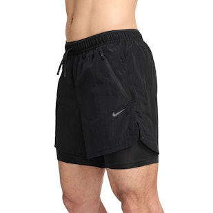 Main image showing a product in the gallery