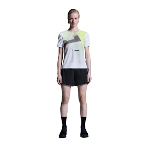 On Ultra Shorts Dames On Ultra Shorts Dames