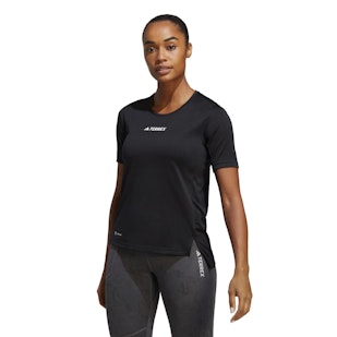 Main image showing a product in the gallery