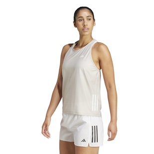 Main image showing a product in the gallery