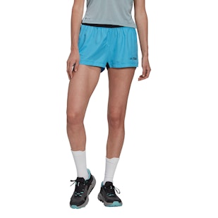 Main image showing a product in the gallery