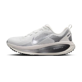 Nike Vomero 18 bij All4running