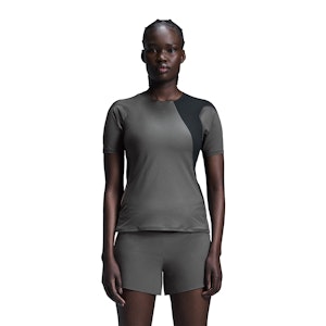 On Ultra-T 2 Dames On Ultra-T 2 Dames