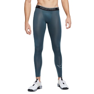 Main image showing a product in the gallery